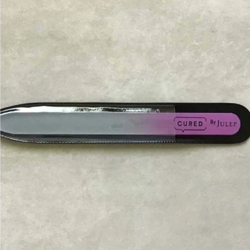 Cured by Julep Crystal Nail File with Sleeve - Brand New.